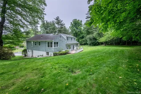 25 Crosshill Road Hartsdale NY 10530