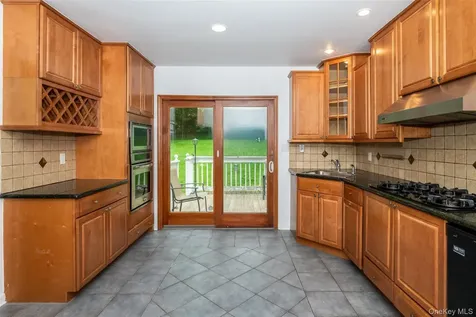 25 Crosshill Road Hartsdale NY 10530