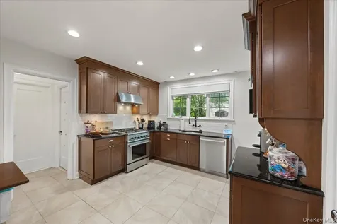 311 Lyncroft Road New Rochelle NY 10804