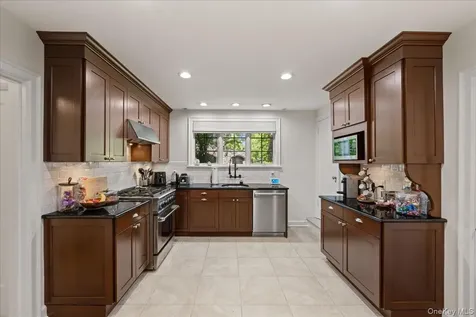 311 Lyncroft Road New Rochelle NY 10804
