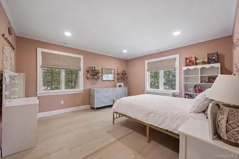 311 Lyncroft Road New Rochelle NY 10804