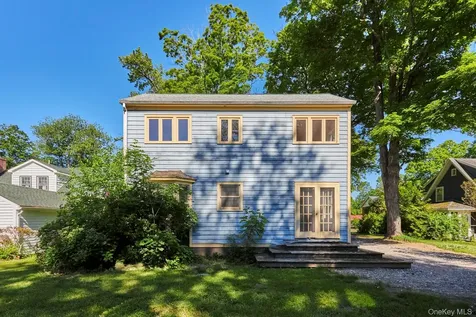 79 S Parsonage Street Rhinebeck NY 12572
