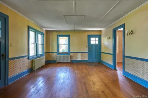 79 S Parsonage Street Rhinebeck NY 12572