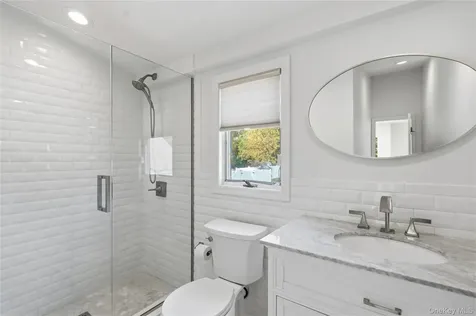 23 Wildwood Lane Greenvale NY 11548