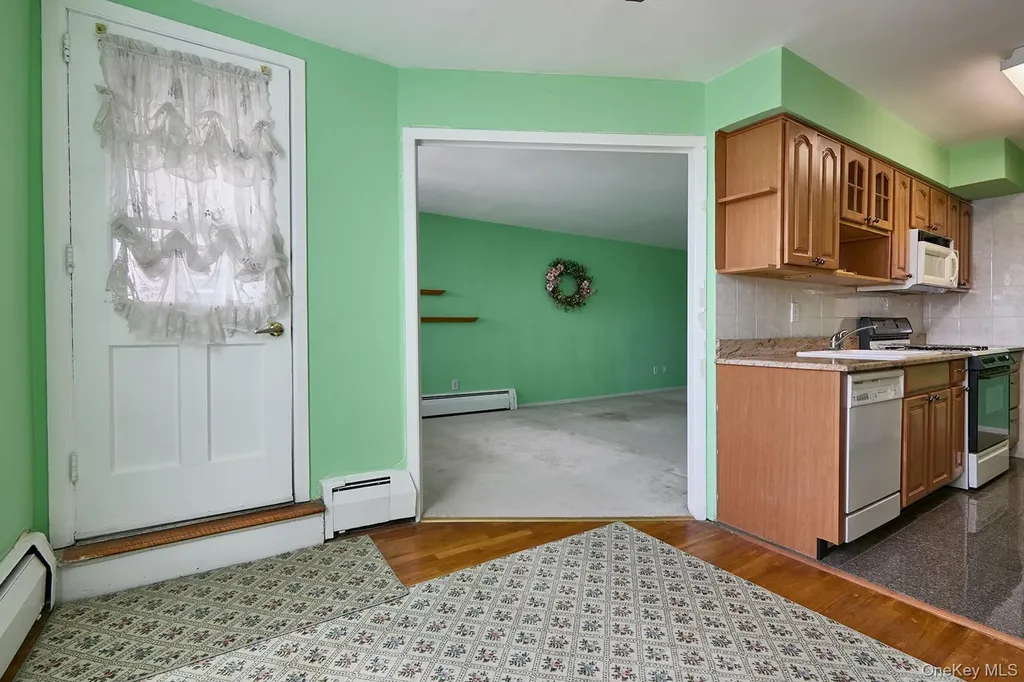 60 Hempstead Avenue Lynbrook NY 11563