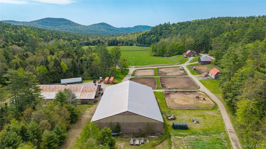 83 Pucker Street Call Listing Agent NY 12885