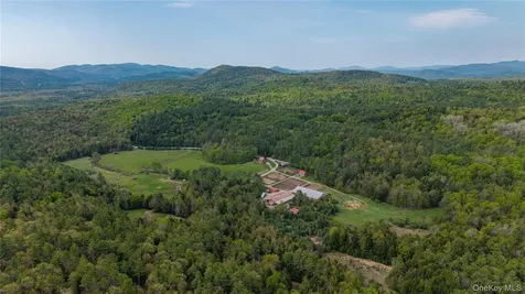 83 Pucker Street Call Listing Agent NY 12885