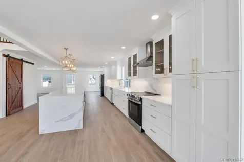66 Lighthouse Road Babylon NY 11702