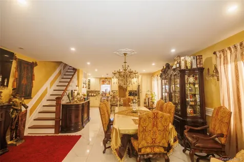 1715 Hering Avenue Bronx NY 10461