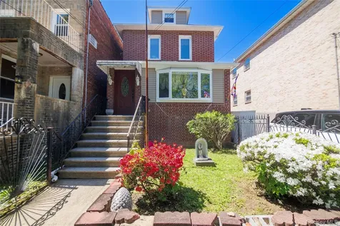 1715 Hering Avenue Bronx NY 10461