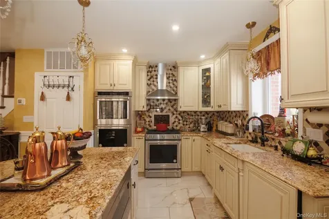 1715 Hering Avenue Bronx NY 10461