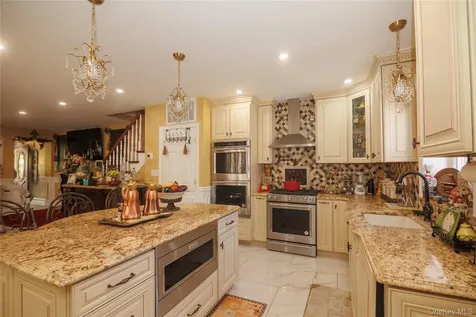 1715 Hering Avenue Bronx NY 10461