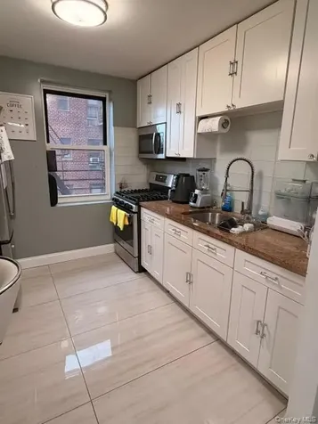 143 Bruce Avenue Yonkers NY 10705