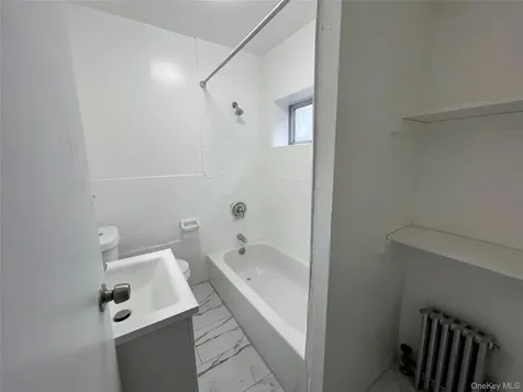 1819 Palisade Place Bronx NY 10453