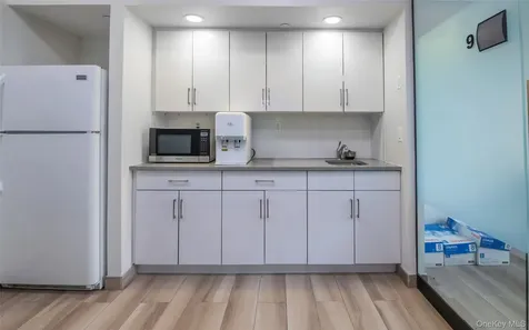 3808 Union Street Flushing NY 11354