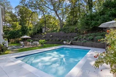 2421 Noyac Road Sag Harbor NY 11963
