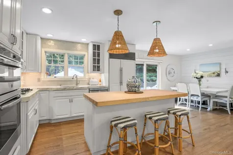 2421 Noyac Road Sag Harbor NY 11963