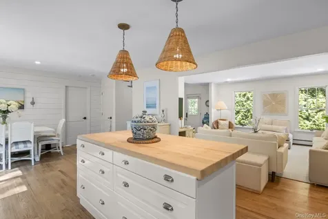 2421 Noyac Road Sag Harbor NY 11963