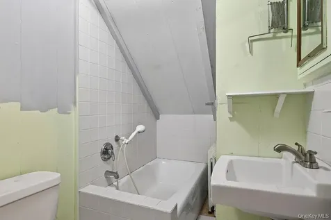51 Pinesbridge Road Ossining NY 10562