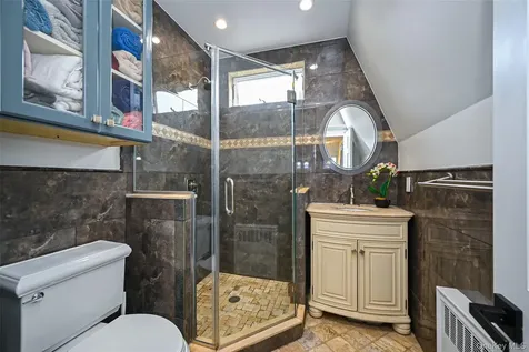 219-07 101st Avenue Queens Village NY 11429