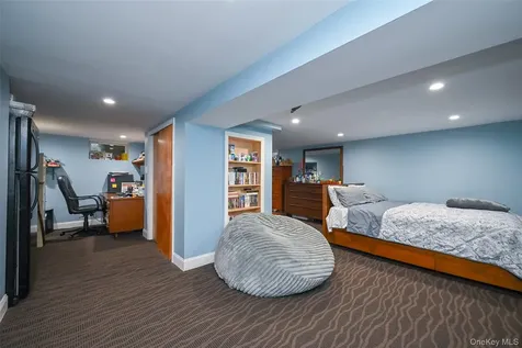 219-07 101st Avenue Queens Village NY 11429