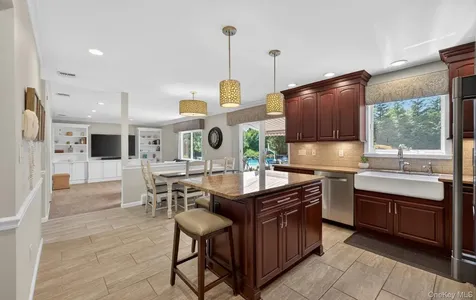 49 Annandale Road Commack NY 11725