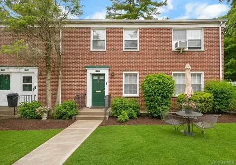 7 Fieldstone Drive Hartsdale NY 10530
