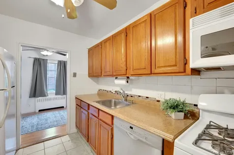 7 Fieldstone Drive Hartsdale NY 10530