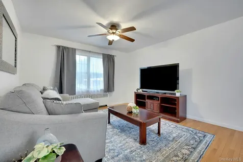 7 Fieldstone Drive Hartsdale NY 10530