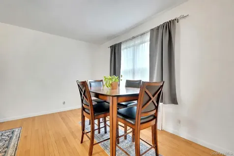 7 Fieldstone Drive Hartsdale NY 10530