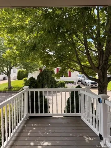 1661 Old Country Road Riverhead NY 11901