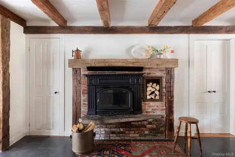 809 Quaker Hill Road Pawling NY 12564