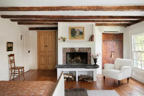 809 Quaker Hill Road Pawling NY 12564
