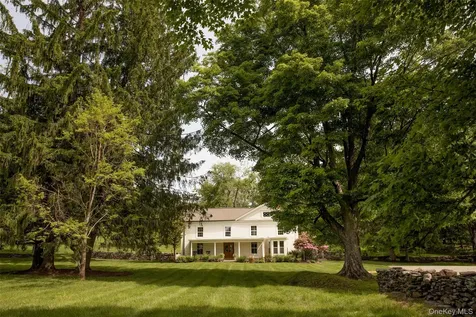 809 Quaker Hill Road Pawling NY 12564