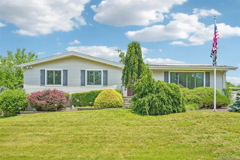 19 S Cranford Road Bardonia NY 10954