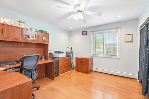 19 S Cranford Road Bardonia NY 10954