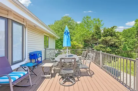 19 S Cranford Road Bardonia NY 10954