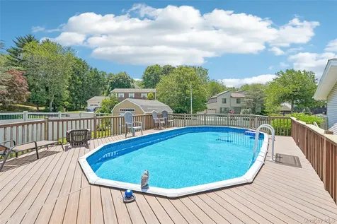 19 S Cranford Road Bardonia NY 10954