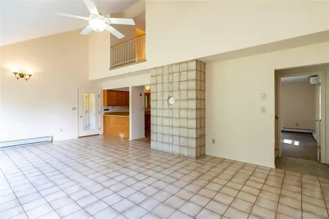 27 Goldfinch Drive Salt Point NY 12578