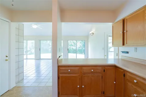 27 Goldfinch Drive Salt Point NY 12578