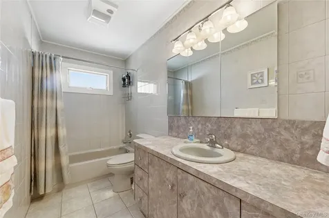 420 Philadelphia Avenue Massapequa Park NY 11762