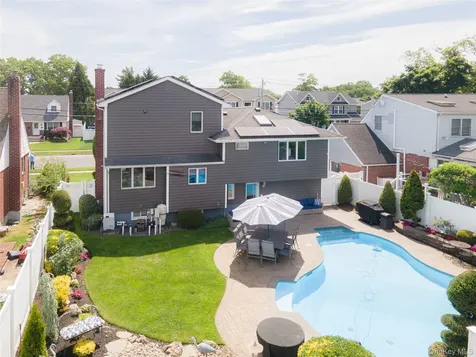 420 Philadelphia Avenue Massapequa Park NY 11762