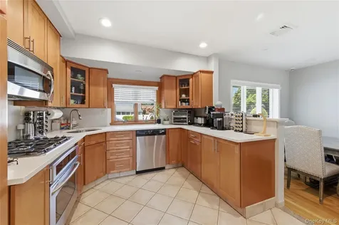 420 Philadelphia Avenue Massapequa Park NY 11762