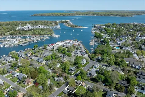 302 Monsell Place Greenport NY 11944