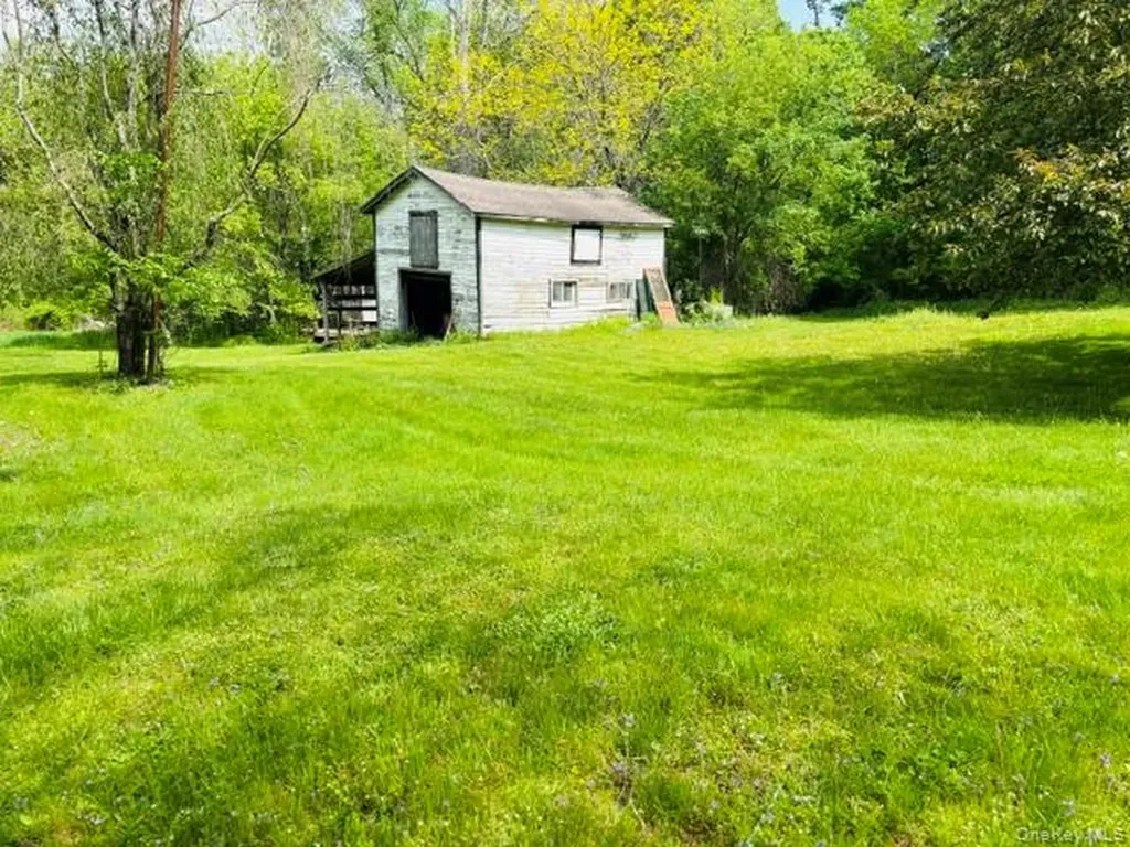 2457 State Route 82 Ancram NY 12502