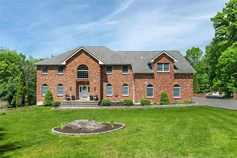 82 Anton Drive Carmel NY 10512