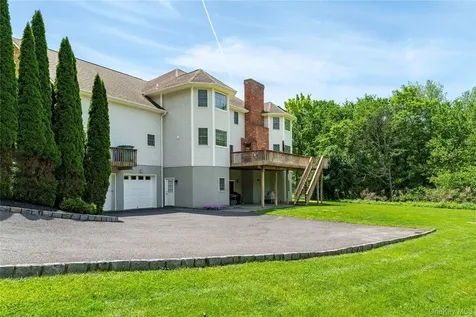 82 Anton Drive Carmel NY 10512