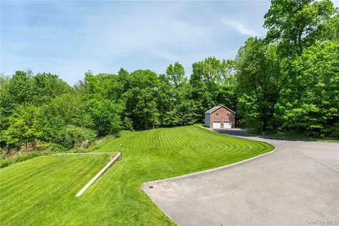 82 Anton Drive Carmel NY 10512
