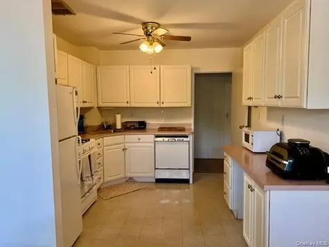 1 Lakeview Drive Peekskill NY 10566