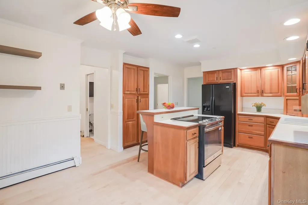 34 Contour Lane Salt Point NY 12578